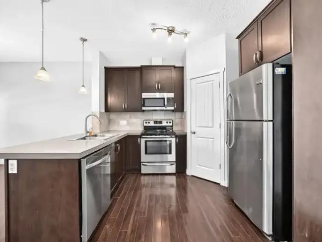 Townhouse for rent in Northwest, Alberta