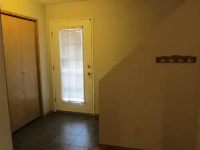 Townhouse for rent in Northwest, Alberta