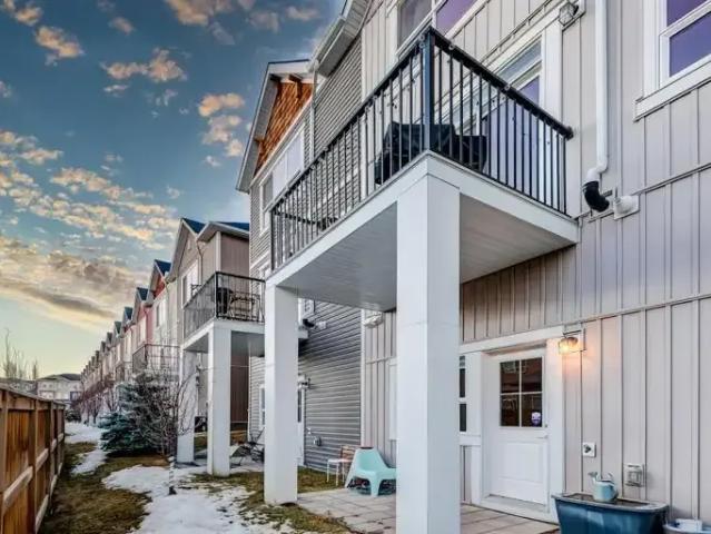 Townhouse for rent in Northwest, Alberta