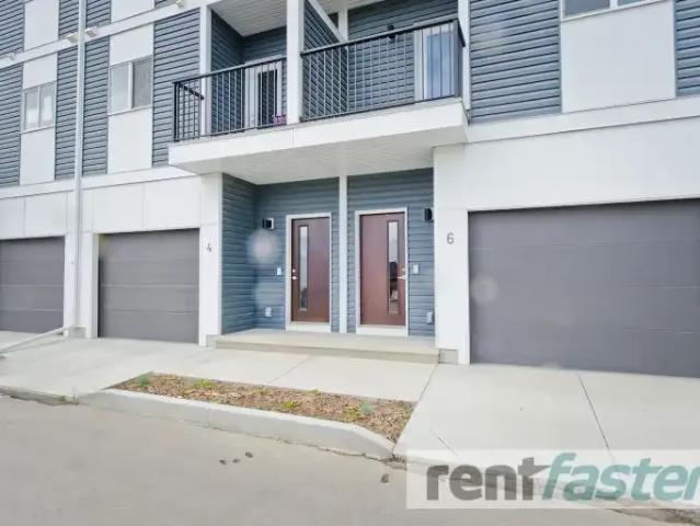 Townhouse for rent in Northwest, Alberta