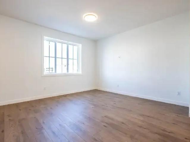 Townhouse for rent in Northwest, Alberta