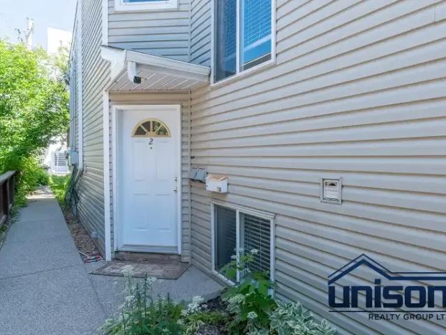 Townhouse for rent in Northwest, Alberta