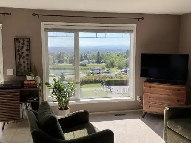 Townhouse for rent in Northwest, Alberta