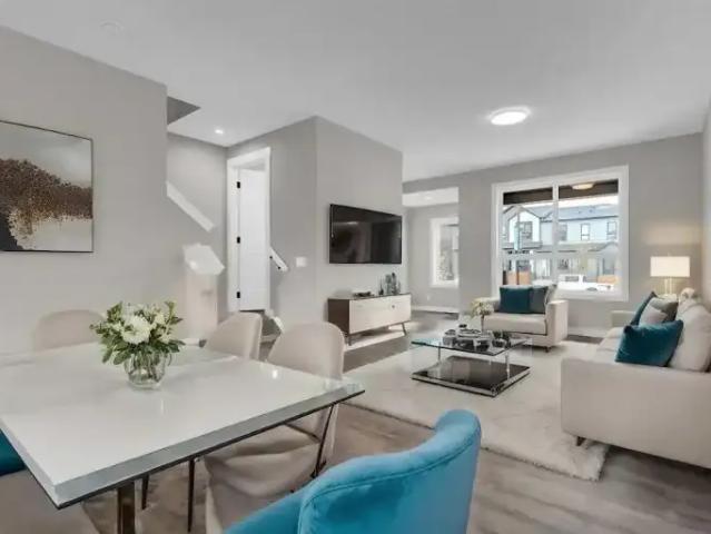 Townhouse for rent in Northwest, Alberta