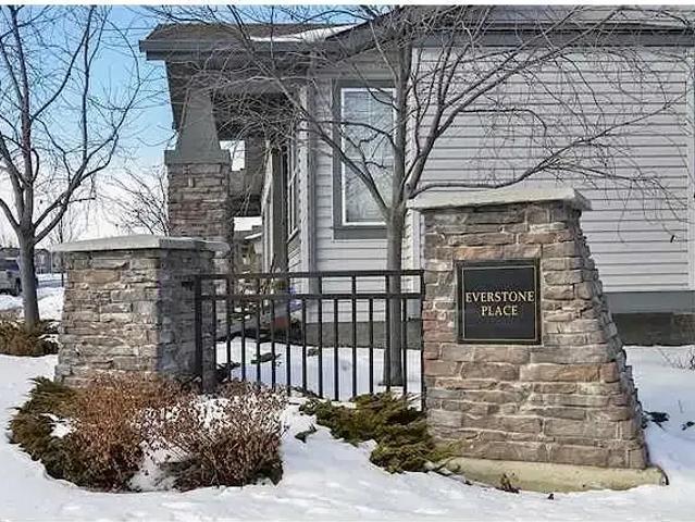 Townhouse for rent in Northwest, Alberta
