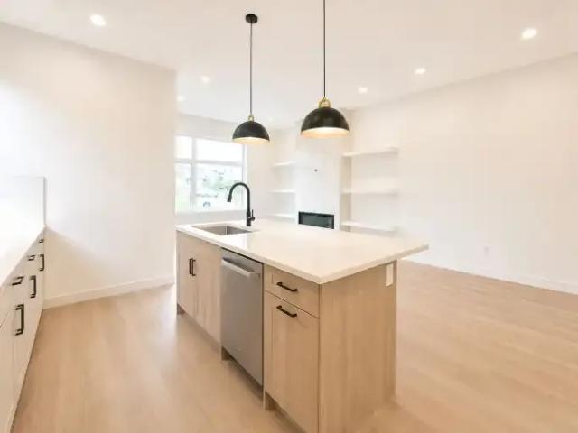Townhouse for rent in Northwest, Alberta