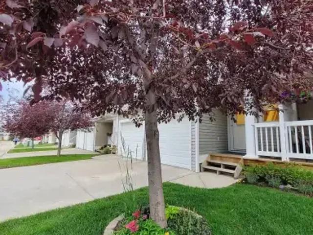 Townhouse for rent in Northwest, Alberta