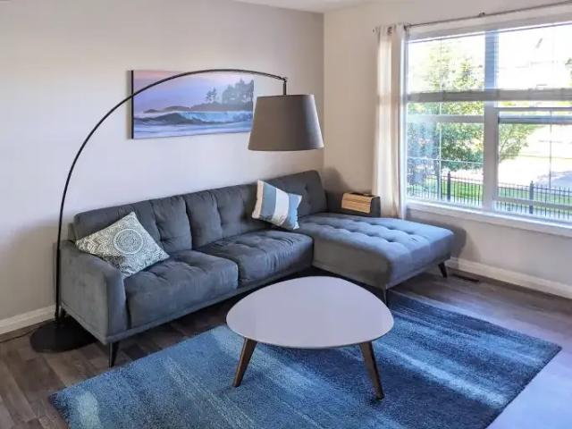 Townhouse for rent in Northwest, Alberta