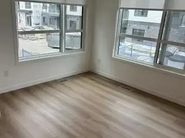 Townhouse for rent in Northwest, Alberta