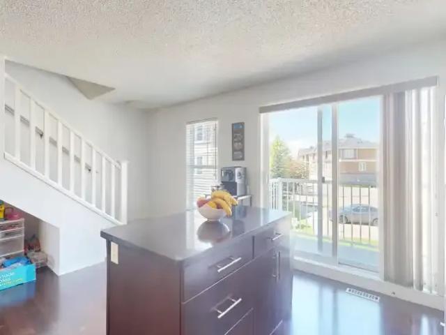 Townhouse for rent in Northwest, Alberta