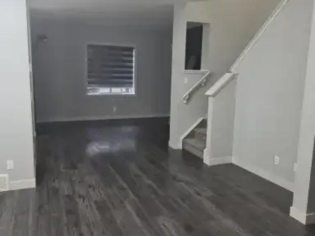 Townhouse for rent in Nolan Hill, Calgary