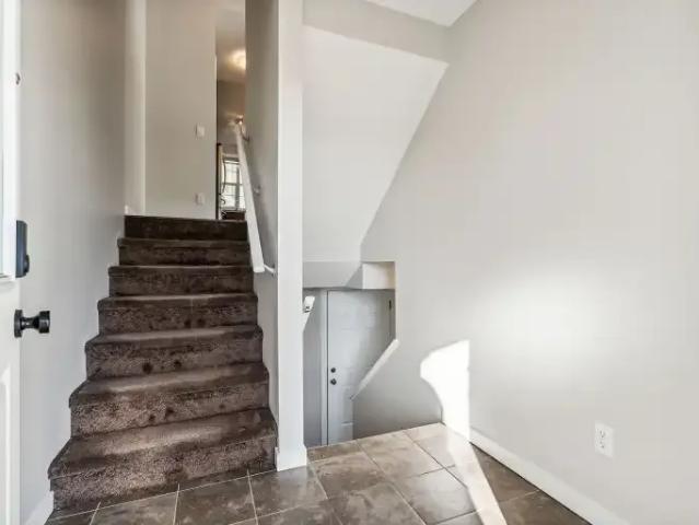 Townhouse for rent in Northwest, Alberta