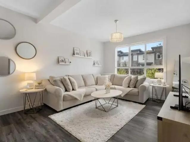 Townhouse for rent in Northwest, Alberta