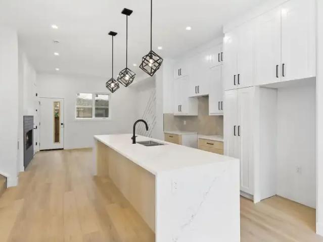 Townhouse for rent in Northwest, Alberta