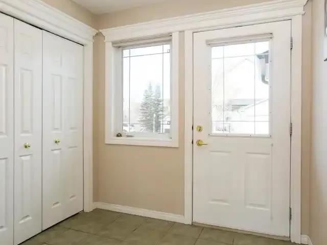 Townhouse for rent in Northwest, Alberta