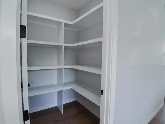 Townhouse for rent in Northwest, Alberta