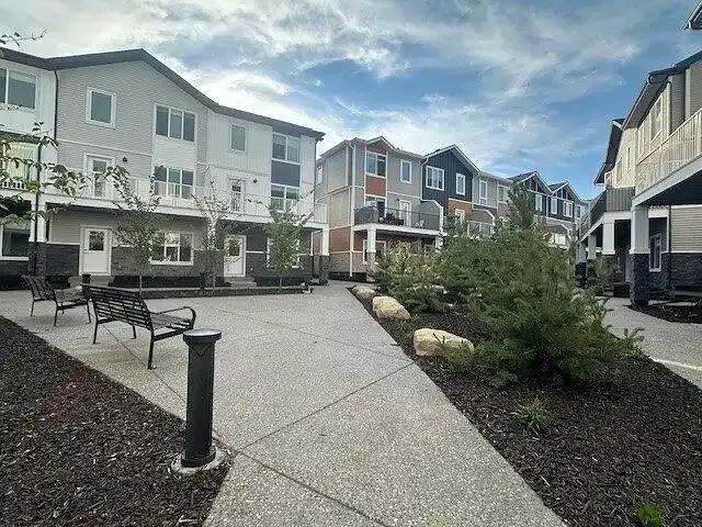 Townhouse for rent in Northwest, Alberta