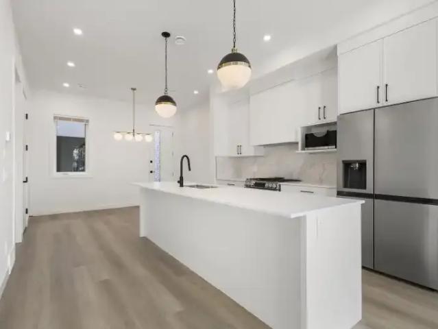 Townhouse for rent in Northwest, Alberta