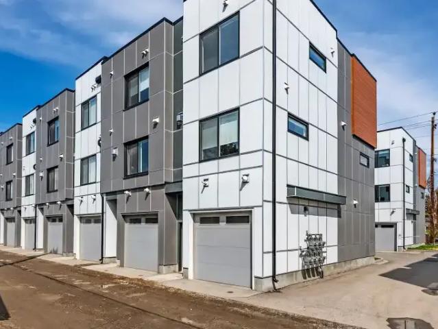 Townhouse for rent in Northwest, Alberta