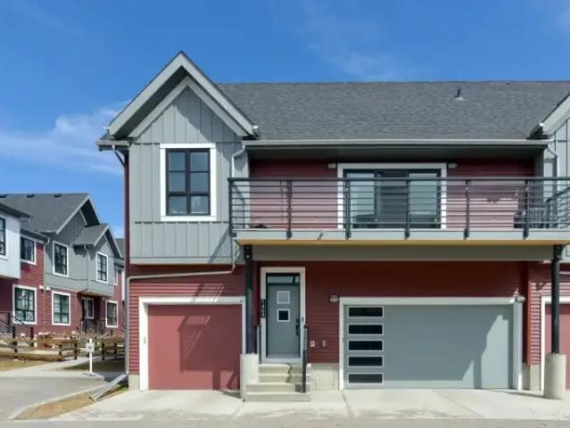 Townhouse for rent in Northwest, Alberta