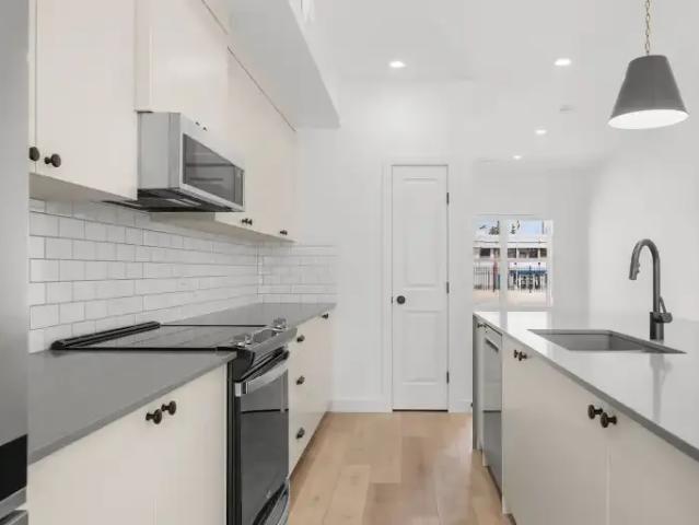Townhouse for rent in Northwest, Alberta