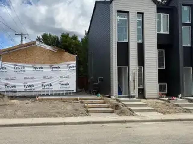 Townhouse for rent in Northwest, Alberta