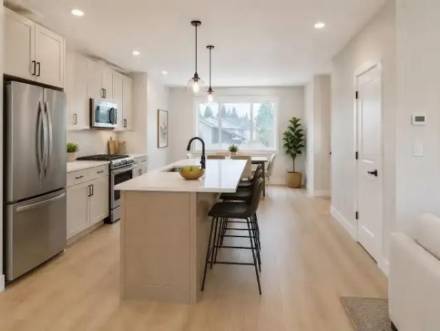 Townhouse for rent in Northwest, Alberta