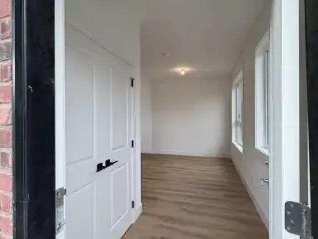 Townhouse for rent in Northwest, Alberta