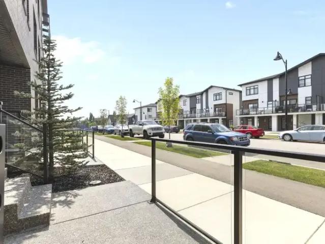 Townhouse for rent in Northwest, Alberta