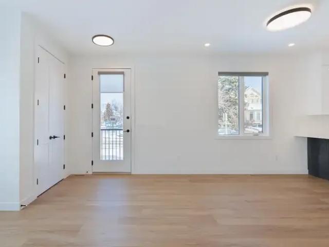 Townhouse for rent in Northwest, Alberta