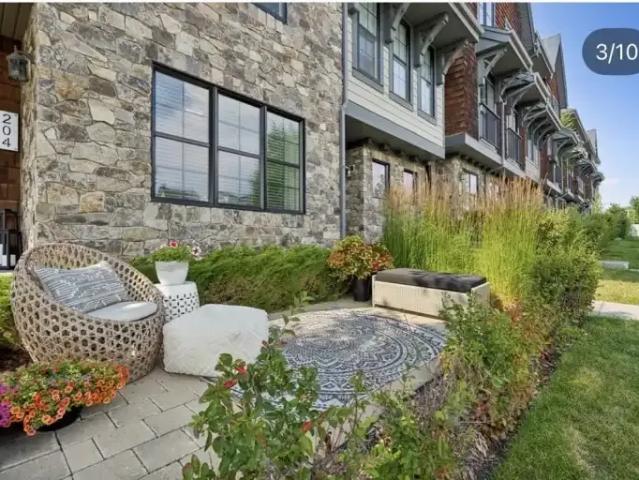 Townhouse for rent in Northwest, Alberta