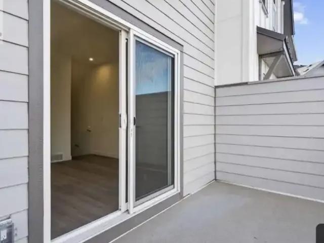 Townhouse for rent in Northwest, Alberta