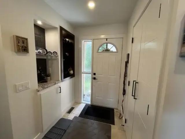 Townhouse for rent in Northwest, Alberta