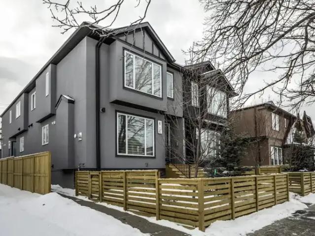 Townhouse for rent in Northwest, Alberta