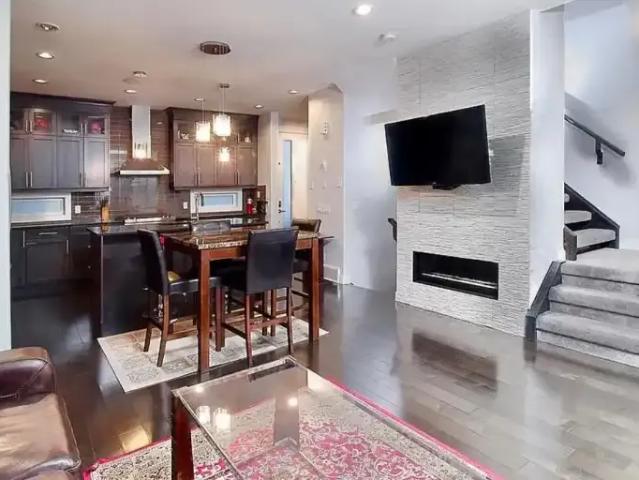 Townhouse for rent in Northwest, Alberta