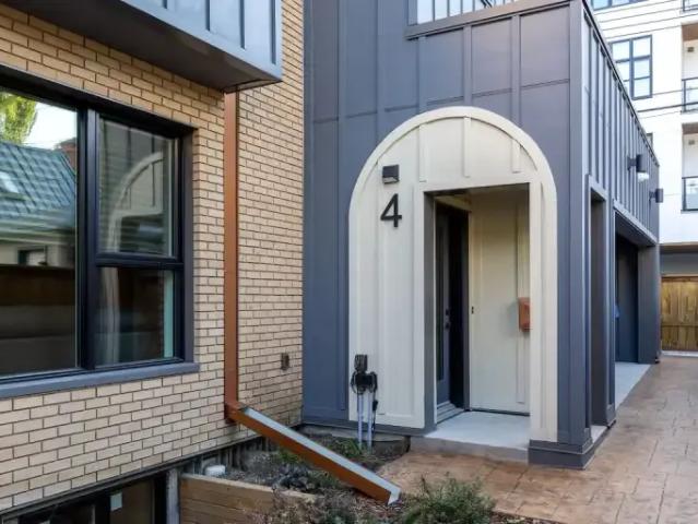 Townhouse for rent in Northwest, Alberta