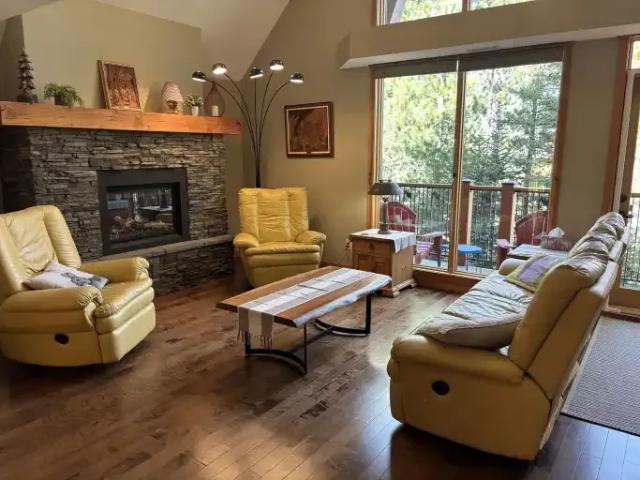 Townhouse for rent in Alberta