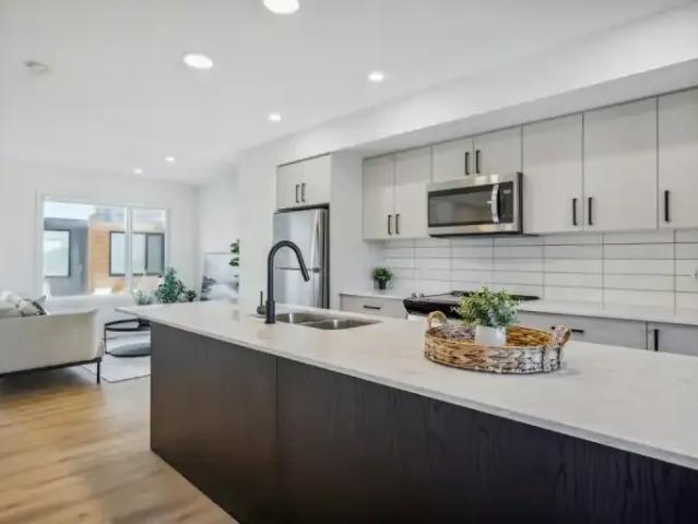 Townhouse for rent in Chestermere, Alberta