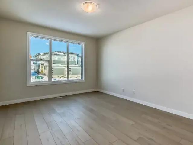 Townhouse for rent in Chestermere, Alberta