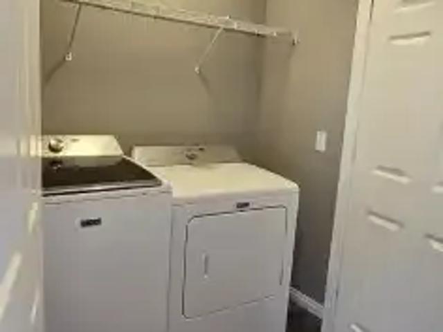Townhouse for rent in Chestermere, Alberta