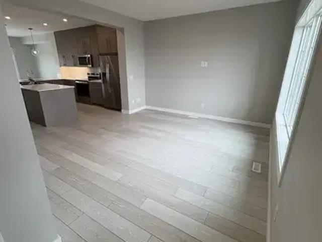 Townhouse for rent in Chestermere, Alberta
