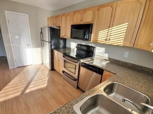 Townhouse for rent in Cherry Grove, Alberta