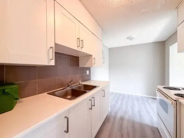 Townhouse for rent in Wedgewood, Alberta