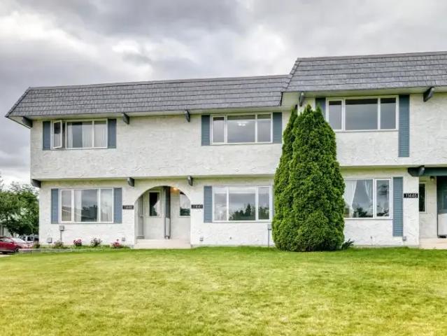 Townhouse for rent in Wedgewood, Alberta