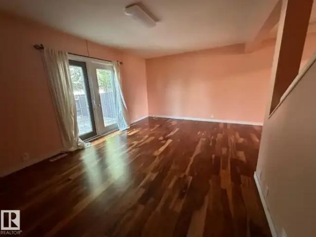Townhouse for rent in Wedgewood, Alberta