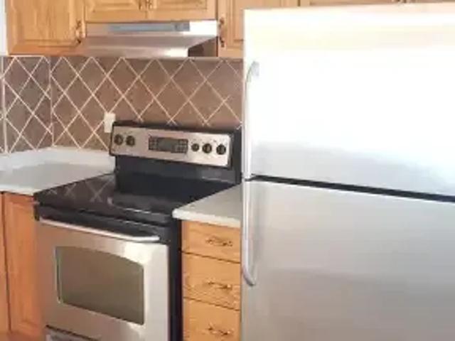 Townhouse for rent in Hairsine, Edmonton