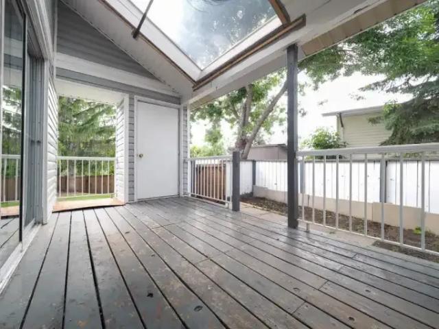 Townhouse for rent in Wedgewood, Alberta