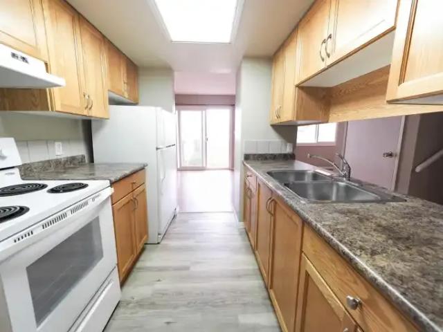 Townhouse for rent in Lorelei, Edmonton