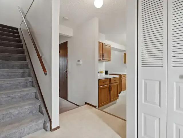 Townhouse for rent in Wedgewood, Alberta