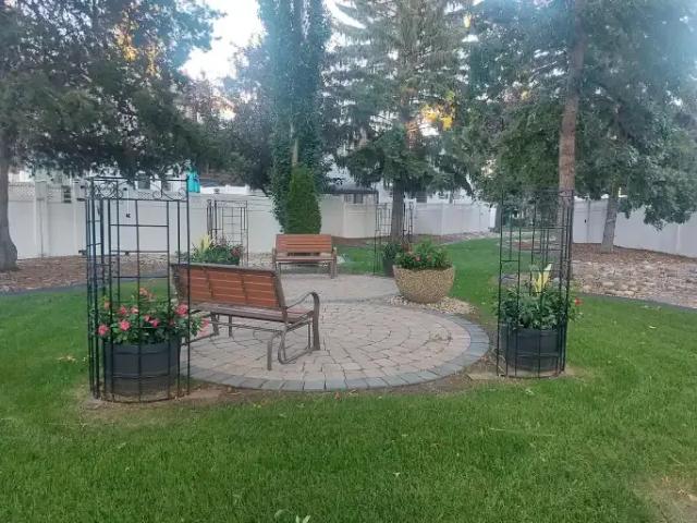 Townhouse for rent in Wedgewood, Alberta